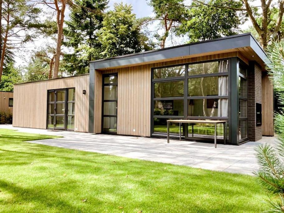 Delightful Luxury 2-Bedroom Holiday Home In Nature Otterlo Eksteriør billede